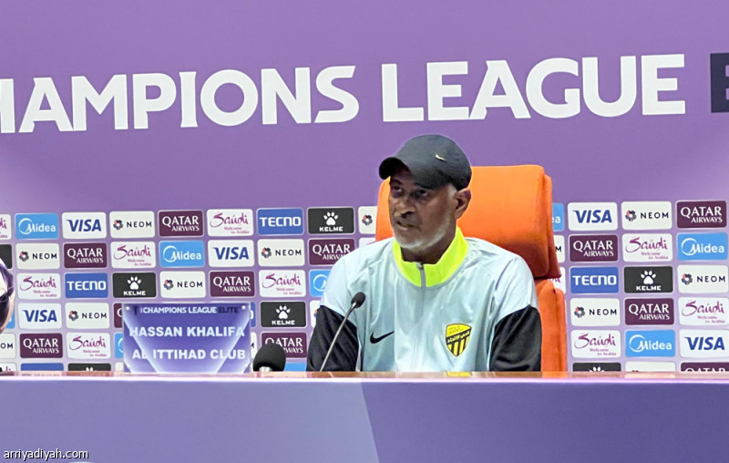 مدرب الاتحاد حسن خليفة يعبر عن استيائه من الخسارة أمام شباب الأهلي في دوري أبطال آسيا