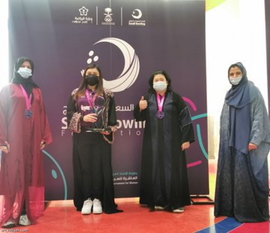 نينا تكسب لقب «العاشرة للبولينج»