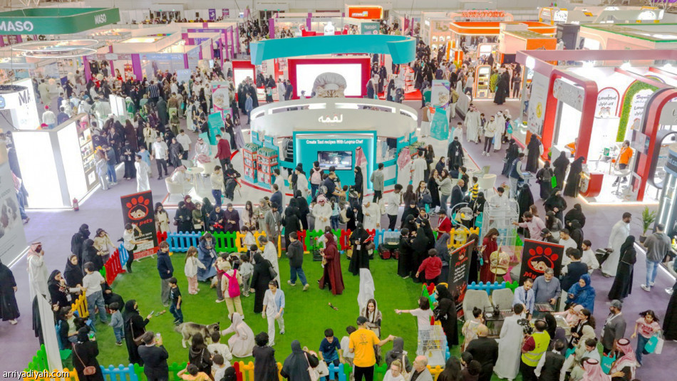 معرض الحيوانات الأليفة.. 15 ألف زائر