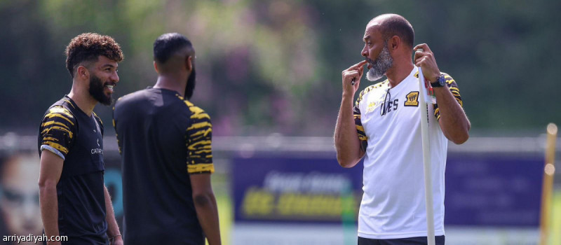 Portuguese Coach Nuno Santo Removes Three Players from Preparatory Camp