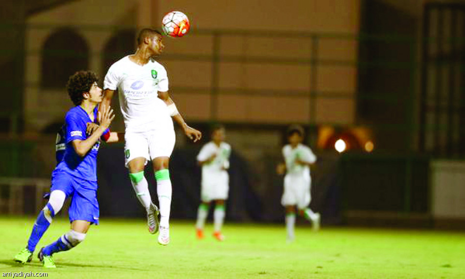 الهلال تجاوز الأهلي .. والنصر يقترب من التأهل