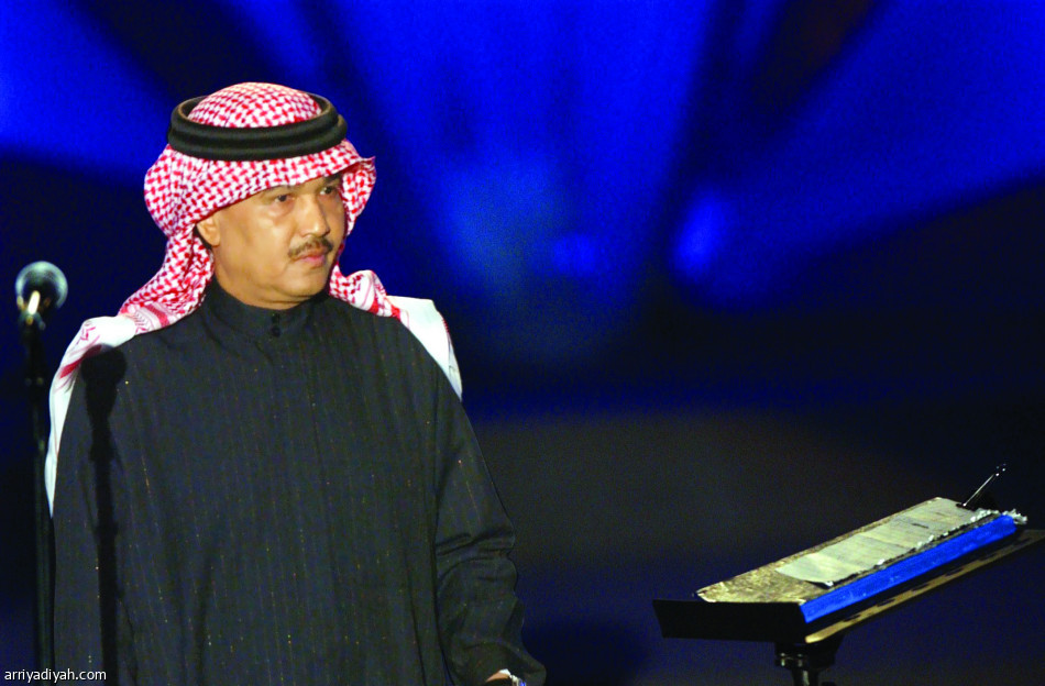 محمد عبده يلغي حفلاته ورابح يتوقف عن الغناء