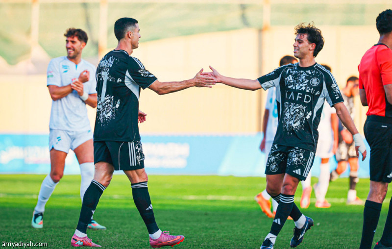 فيليش يرفض خسارة النصر في تجريبية الفتح