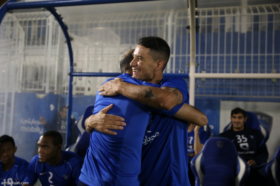 الشهيل أول الواصلين : حضور كبير لاجتماع شرف الهلال