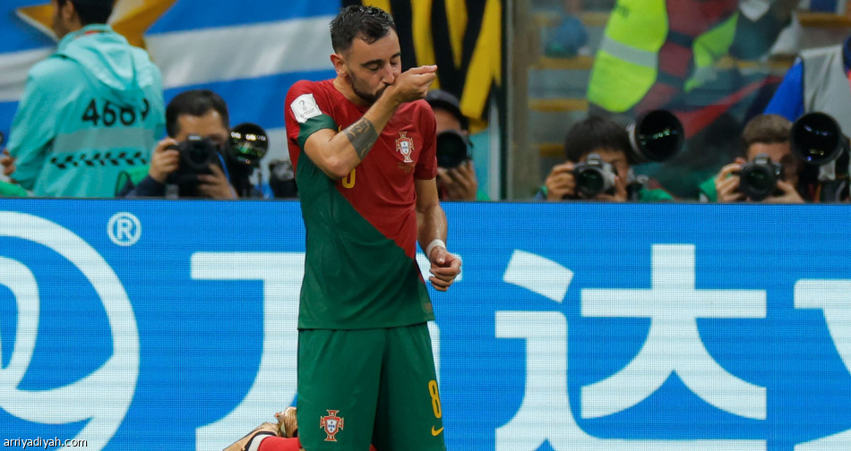 El doblete de Fernández lleva a Portugal al precio final