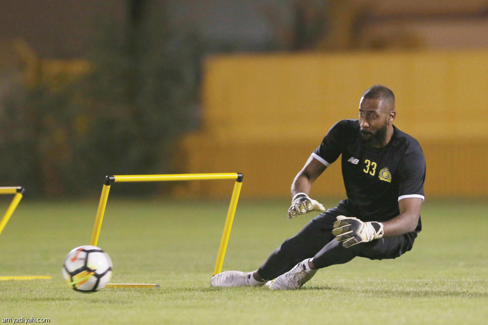 النصر 
يرفع لياقة اللاعبين