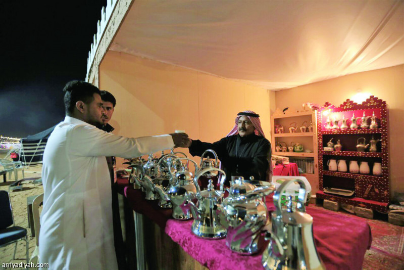 صورة التقطت أمس من فعاليات مهرجان خزام تصوير: مازن العسرج