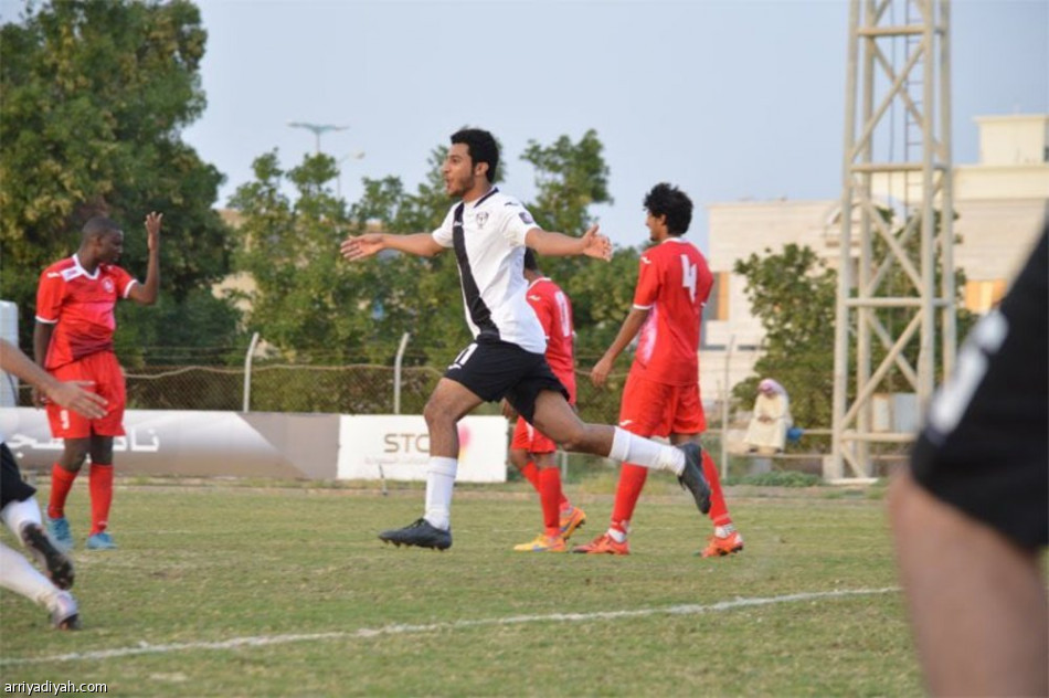 النصر يواصل ملاحقة الهلال بثلاثية في مرمى أحد