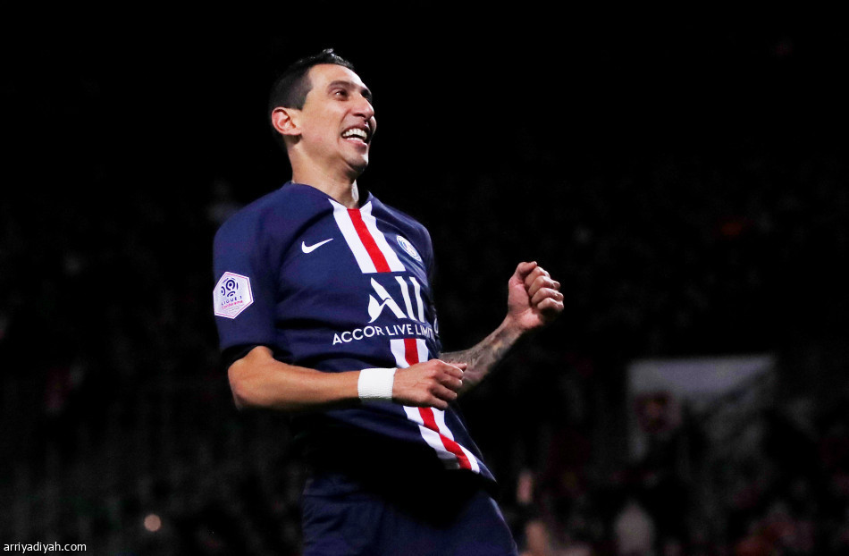 باريس يعبر بريست بصعوبة ويعزز صدارته للدوري