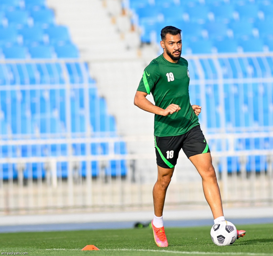 الشهري يضع «تكتيك الأولمبي» ضد الفرق الدفاعية