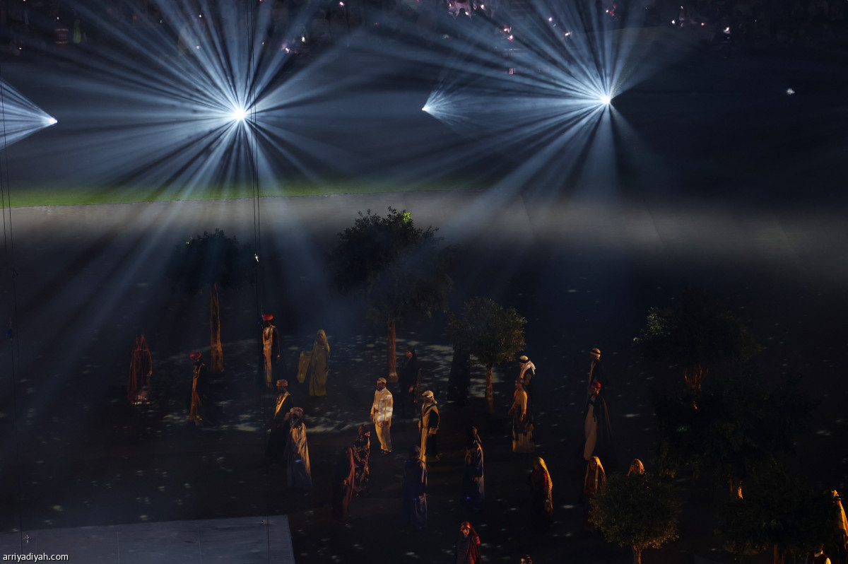 العرب يحتفلون