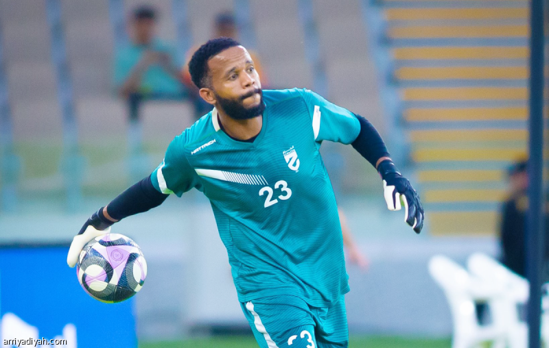 يتقدمهم السومة.. الحزم يواجه الاتحاد دون 5 أجانب