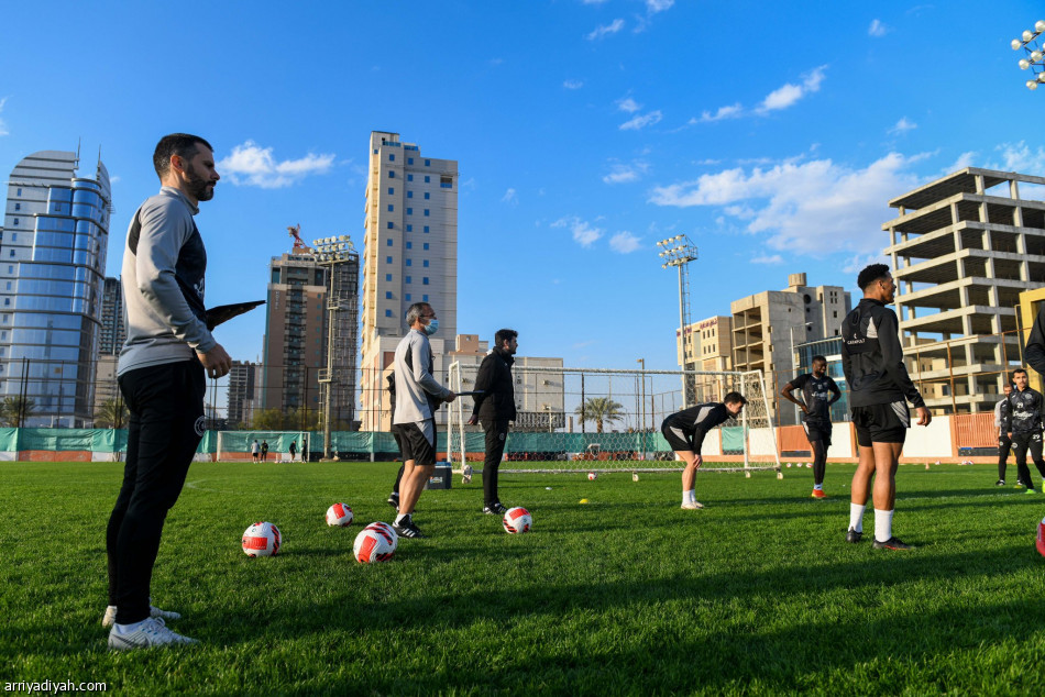 شاموسكا يُريح لاعبي الشباب 24 ساعة