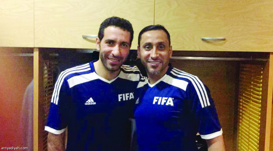 نجوم المكسيك يكسبون رفقاء سامي