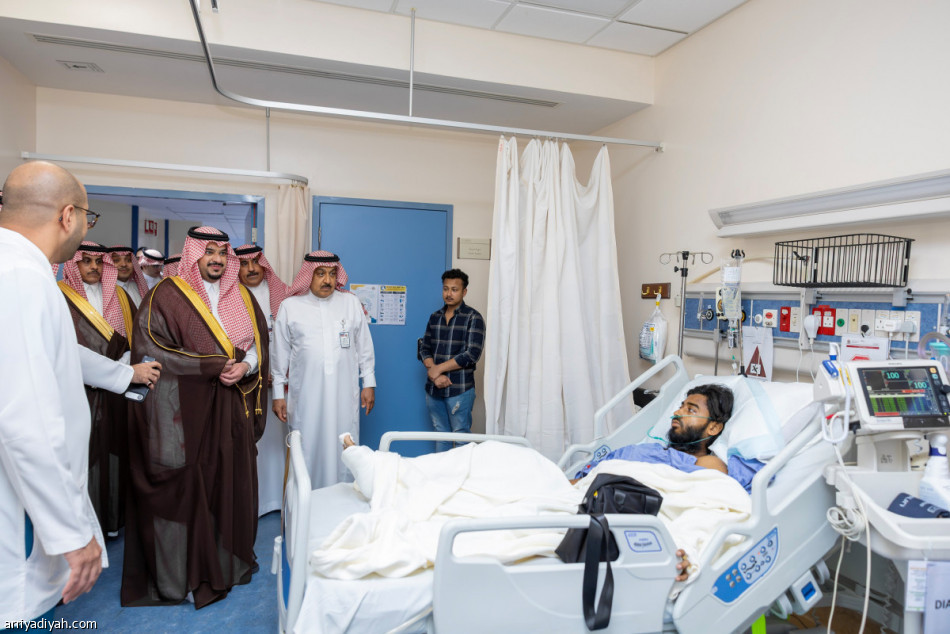 نائب أمير الرياض يطمئن على مصابي عدوان الميليشيا الحوثية الإرهابية