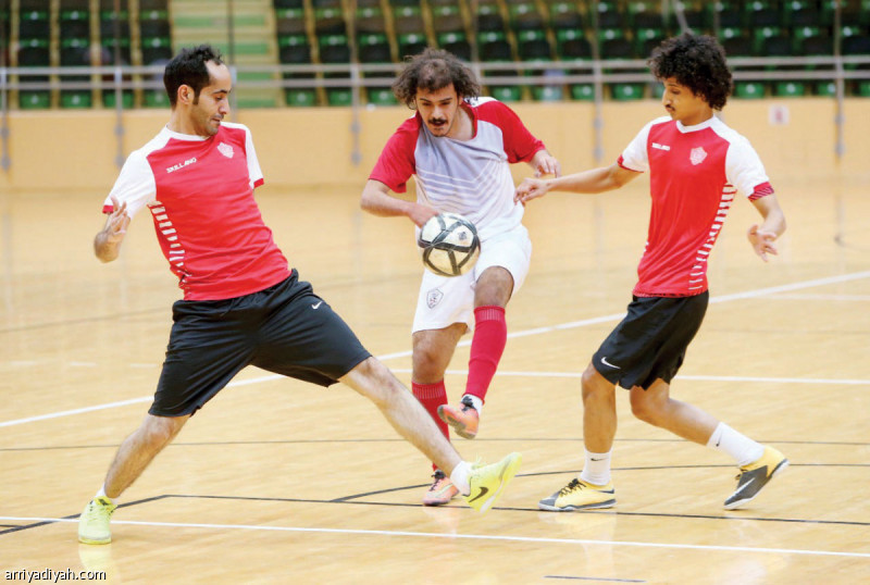 صورة التقطت أمس من منافسات بطولة الصالات على صالة الهيئة في الرياض (الرياضية)