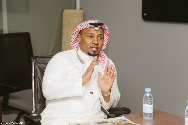 ابن نصيب:
فيتوريا مكشوف