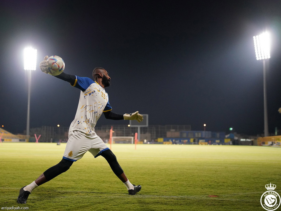 النصر.. 10 ساعات عمل