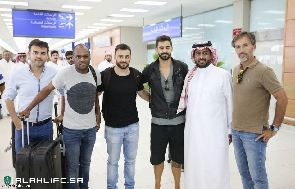 الاهلي يتعاقد مع البرازيلي كارولس لموسمين