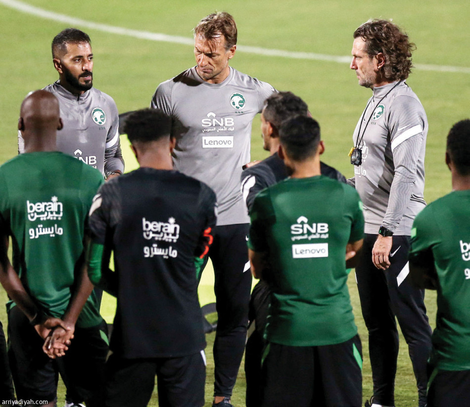 المرة الأولى..
الفرج يتدرب جماعيّا