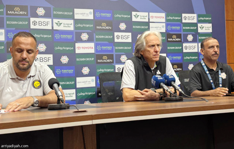 جورجي جيسوس يعبر عن قلقه بشأن إصابة يحيى ويشير إلى احتمالية تغييرات في تشكيلة النصر ضد الاتحاد