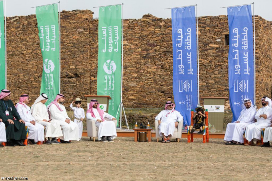 مذكرة تفاهم بين تطوير منطقة عسير وهيئة السياحة