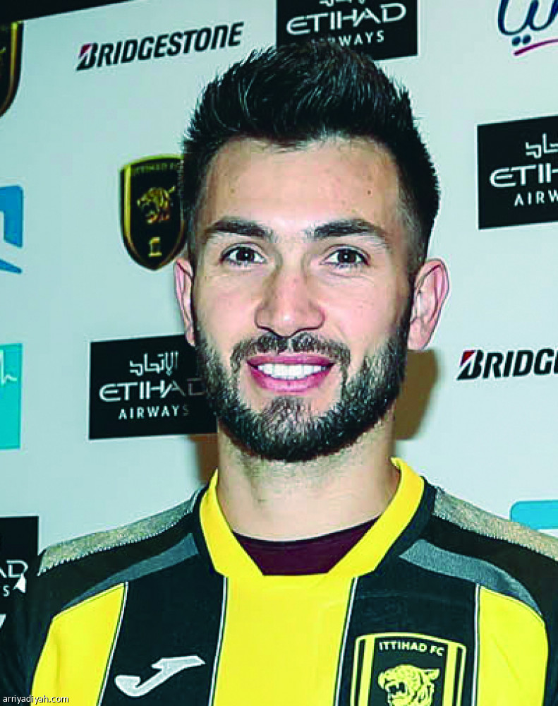 الغياب يهدد 34 لاعبا عن ثمانية كأس الملك