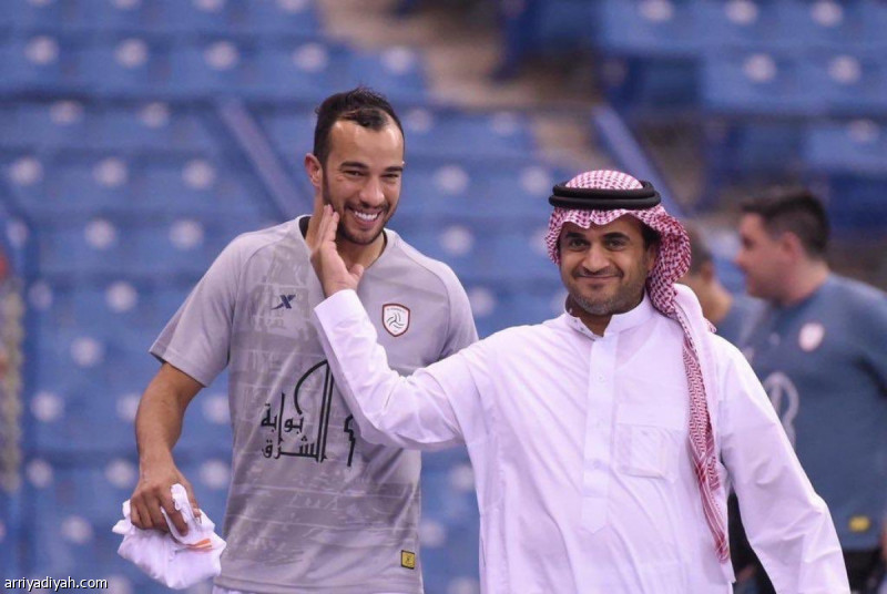 الإصابة
تهدد بلعمري