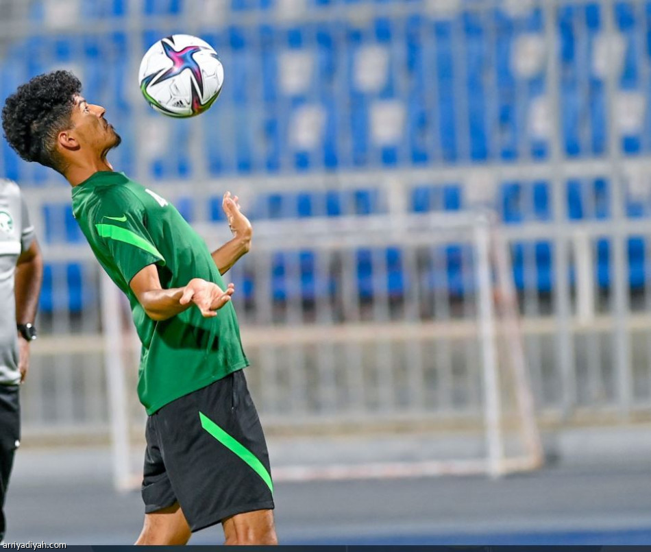 غياب الفرج عن الأخضر الأولمبي وعودة العمري
