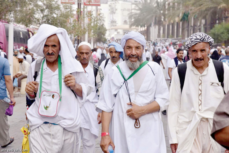 الكشافة
تفوج 400 ألف