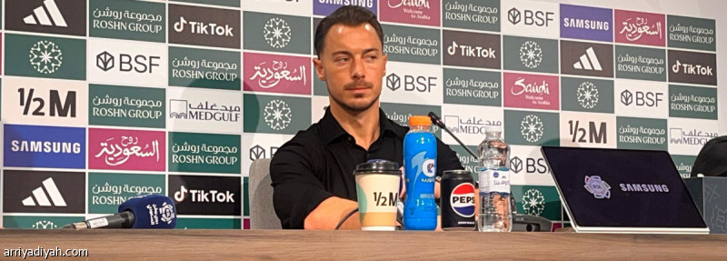 مدرب الأهلي ماتياس يايسله يعترف بالأخطاء ويطالب بتجنب الشائعات حول تمديد عقده